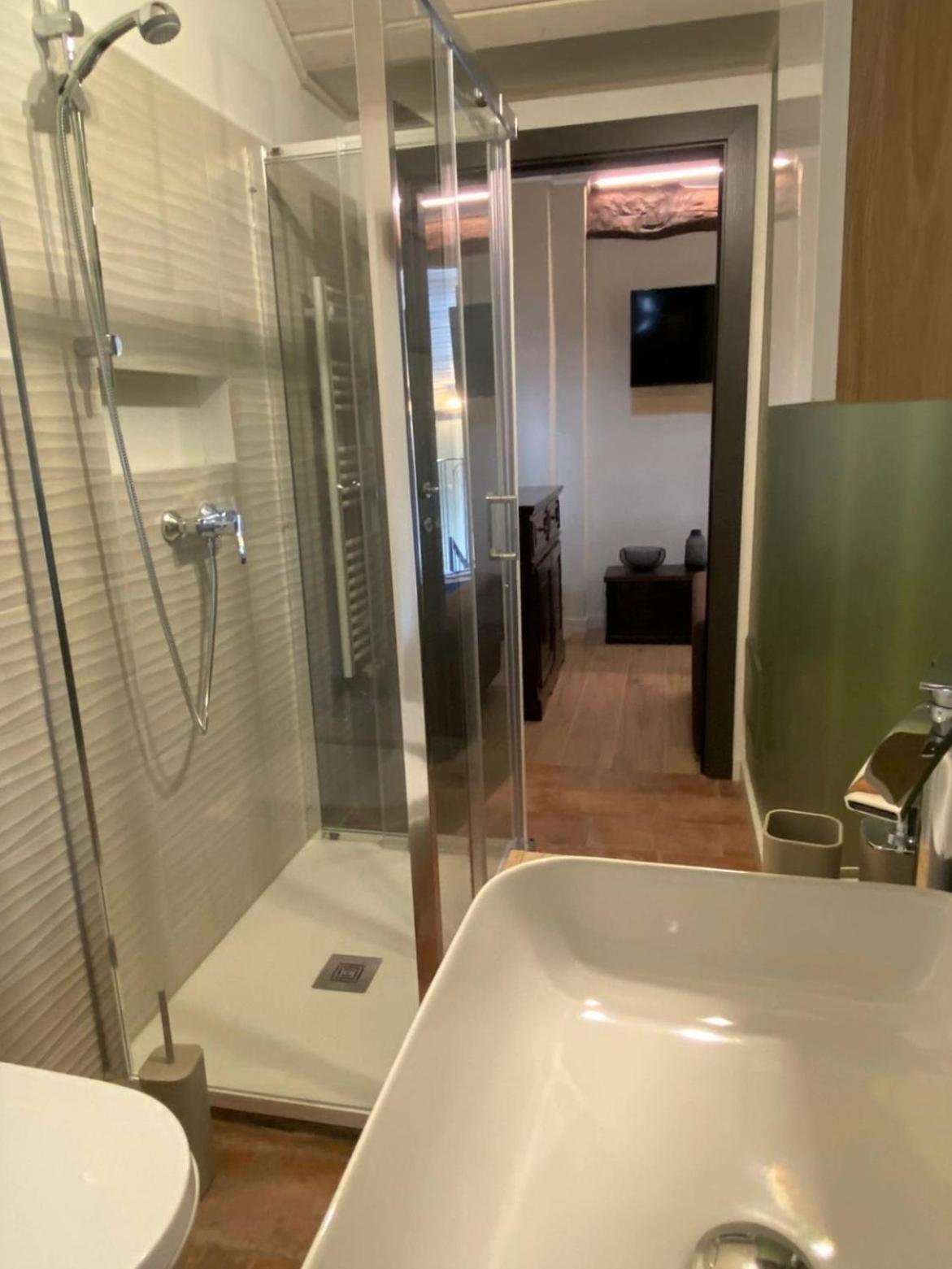 Argegno'S River - Central Apartment Lake View 客房 照片