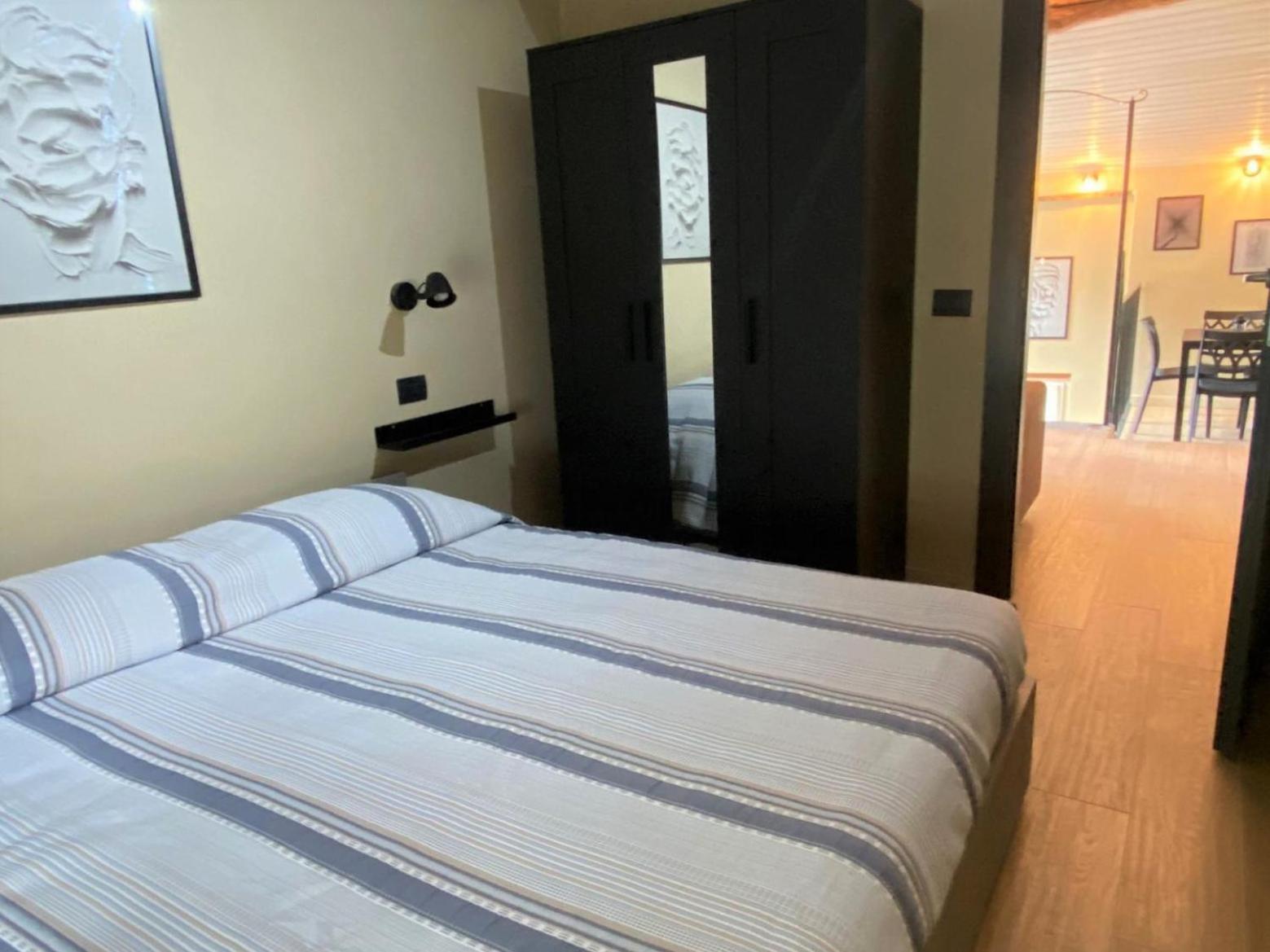 Argegno'S River - Central Apartment Lake View 客房 照片