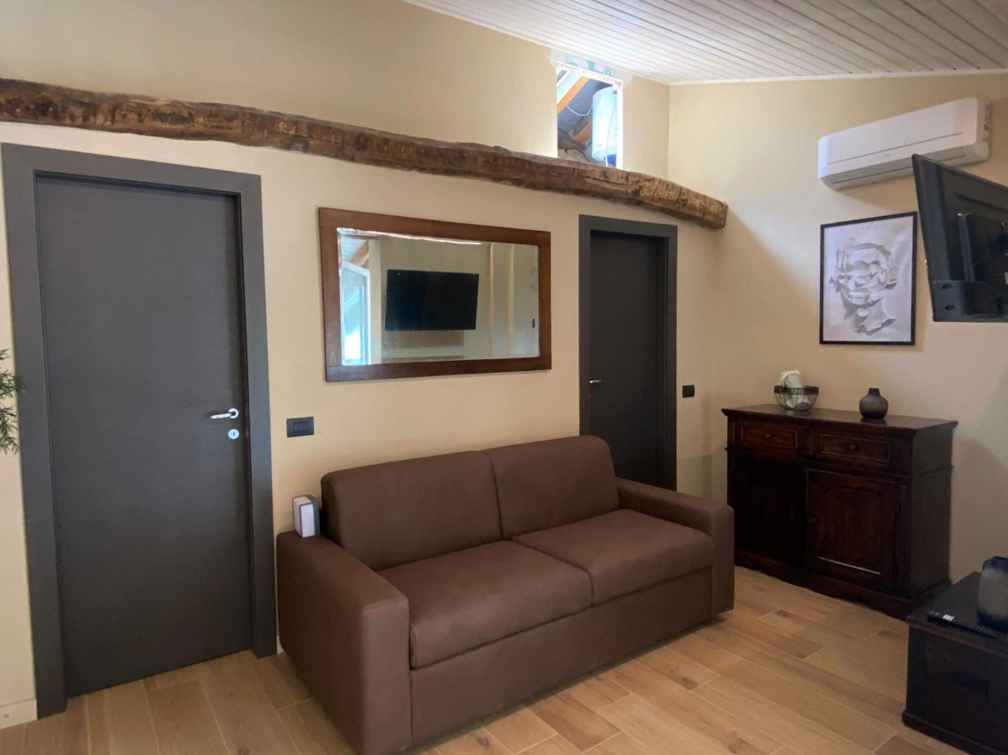 Argegno'S River - Central Apartment Lake View 客房 照片