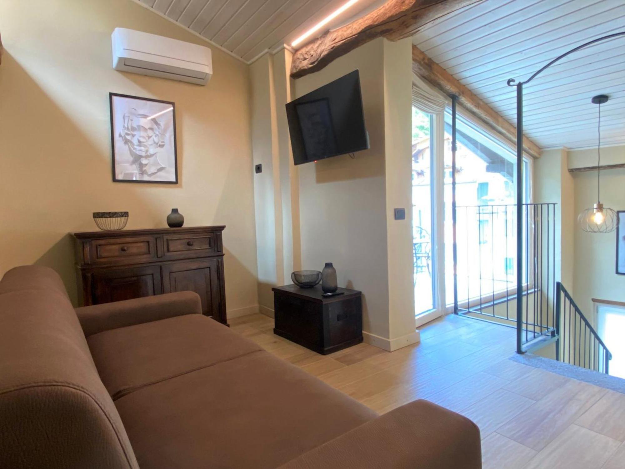 Argegno'S River - Central Apartment Lake View 客房 照片